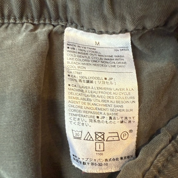Banana Republic Gray Cargo Jogger Pants with Pockets Pants Medium - Picture 5 of 11